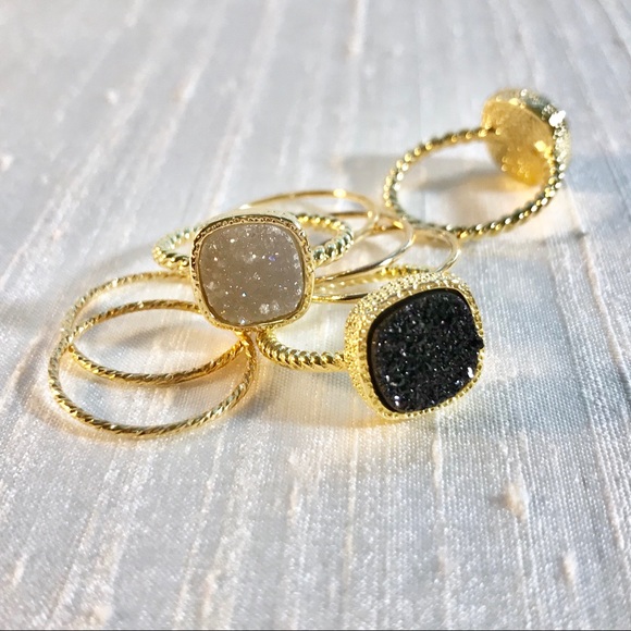 ✨Natural Druzy Quartz Ring✨ - Picture 2 of 8